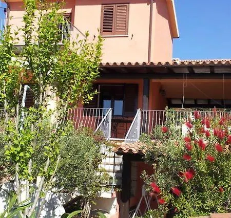 Holiday home Bellavista Tanaunella