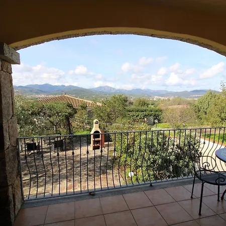 Holiday home Bellavista Tanaunella